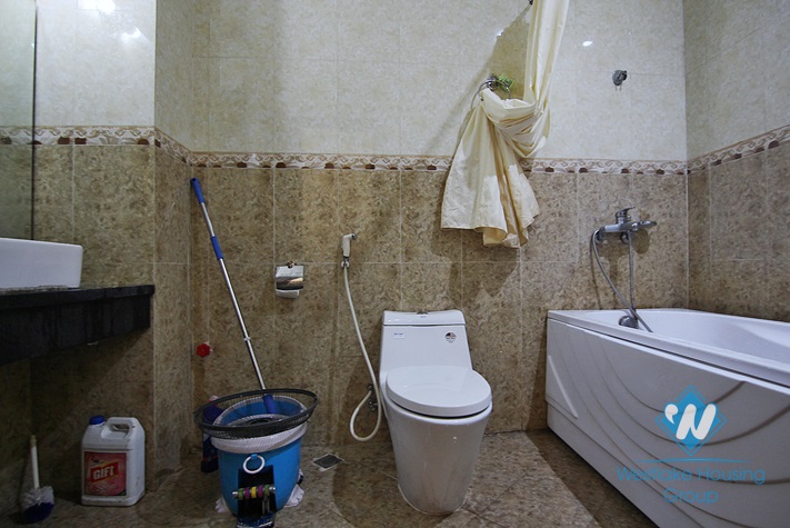 BEST DEAL $450 2-BEDROOM APARTMENT FOR RENT ON AU CO STR.